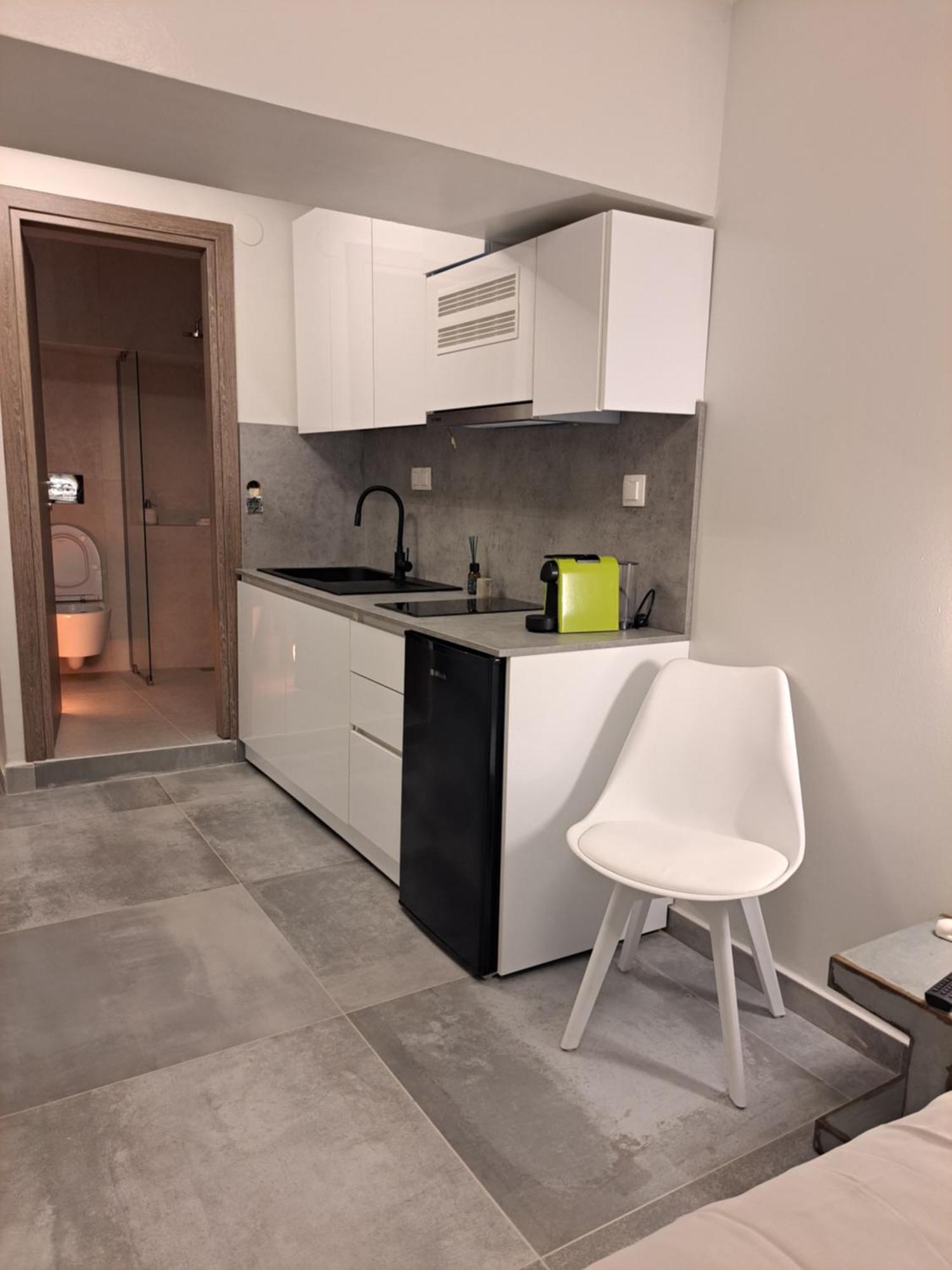 Centerstage1 Boutique Apartment - Hemisphere1 Stylish Studio Thessaloniki Exterior photo